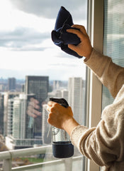 Glass & Window Cleaning Spray – 16 oz Refillable Kit