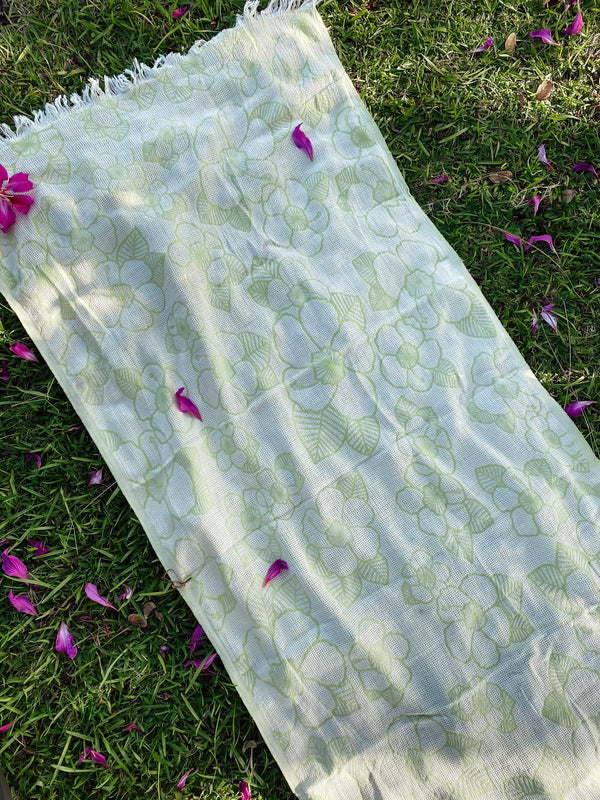 Pure Hibiscus Luxe Hawaiian Beach Towel